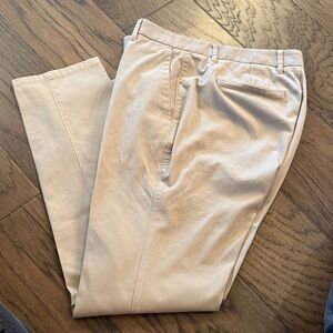 Everlane Men’s Khaki Chino